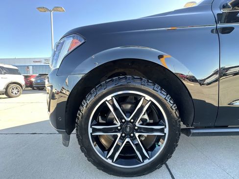 Used 2019 Ford Expedition Limited w/ Equipment Group 303A image 34