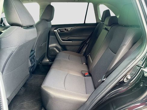 Certified 2025 Toyota RAV4 LE FWD image 20