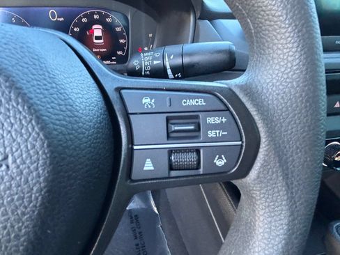 Used 2023 Honda Accord EX image 24