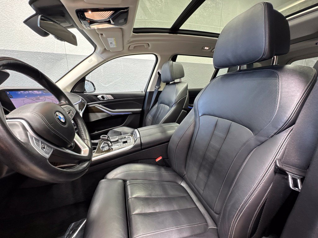 Used 2020 BMW X7 xDrive40i w/ Premium Package AWD/4WD image 19