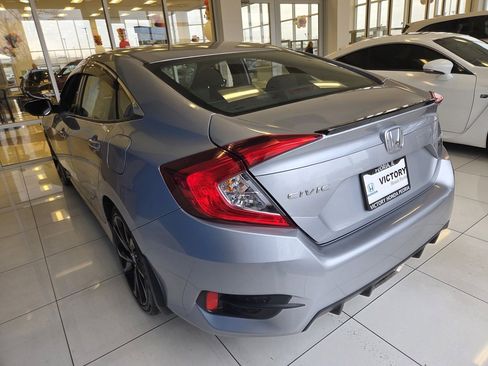 Used 2020 Honda Civic Sport image 8