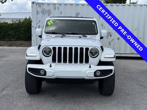 Used 2021 Jeep Wrangler Unlimited Sahara AWD/4WD image 8