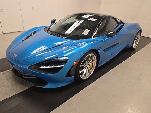 Used 2022 McLaren 720S Spider RWD image 1