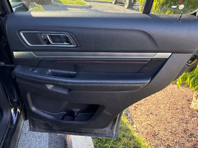 Used 2016 Ford Explorer Sport AWD/4WD image 18