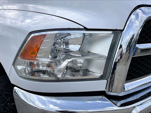 Used 2014 RAM 2500 Tradesman w/ Chrome Appearance Group AWD/4WD image 32