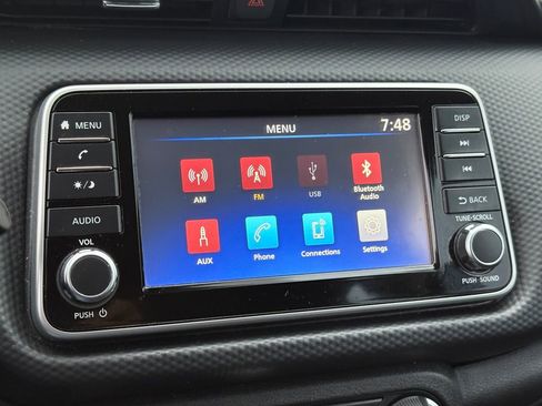 Used 2022 Nissan Kicks S image 24