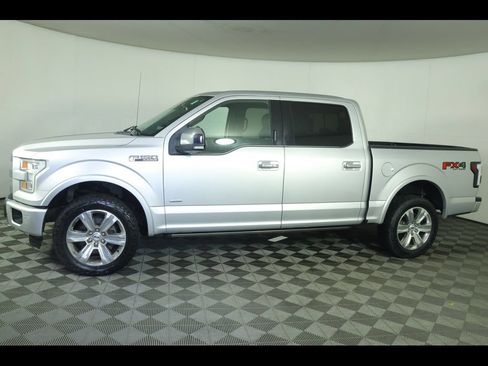 Used 2016 Ford F150 Platinum w/ Equipment Group 701A Luxury AWD/4WD image 6