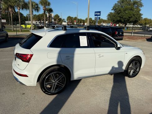 Used 2024 Audi Q5 e Premium Plus w/ Premium Plus Package image 22