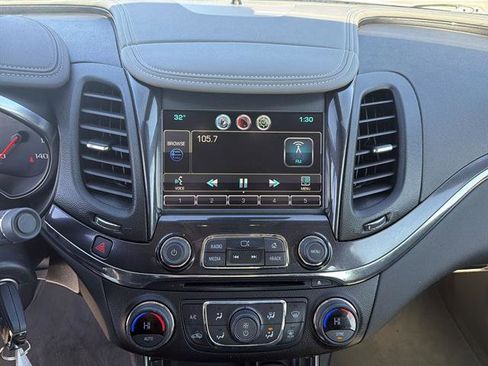 Used 2014 Chevrolet Impala LT w/ Premium Seating Package image 12