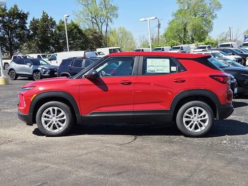 New 2026 Chevrolet TrailBlazer LS image 2