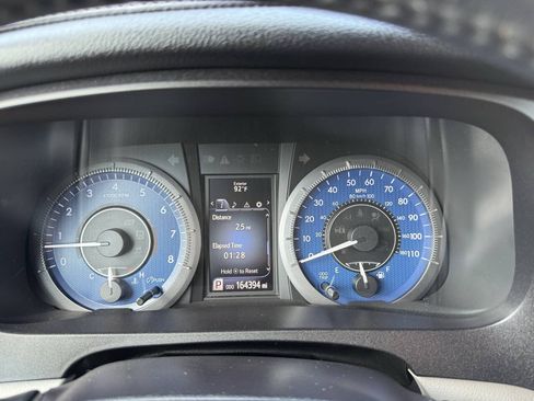 Used 2016 Toyota Sienna XLE FWD image 32