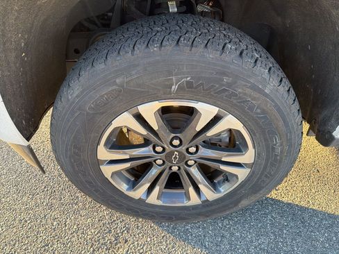 Used 2022 Chevrolet Colorado Z71 w/ Safety Package image 11