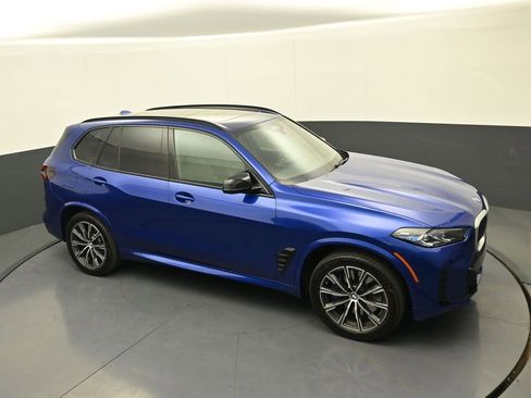 Used 2026 BMW X5 M60i AWD/4WD image 31