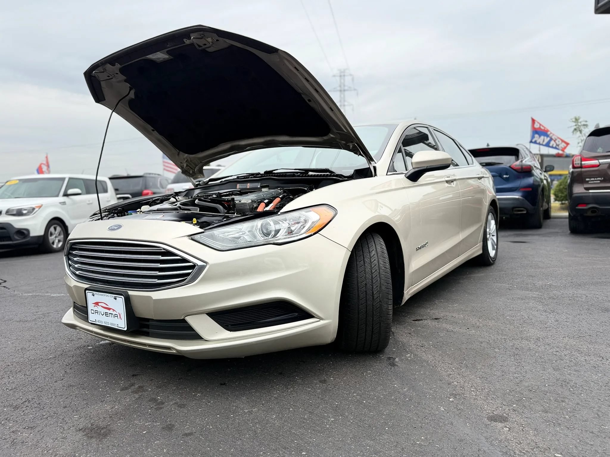 Used 2018 Ford Fusion SE FWD image 8
