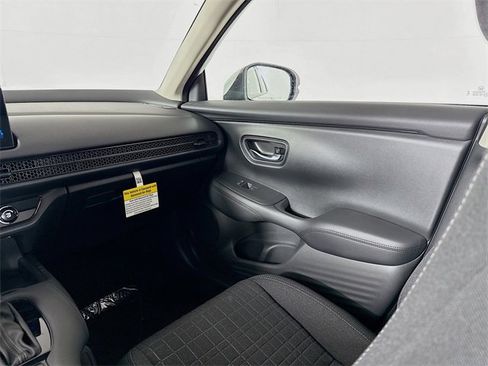 New 2026 Honda HR-V LX image 23