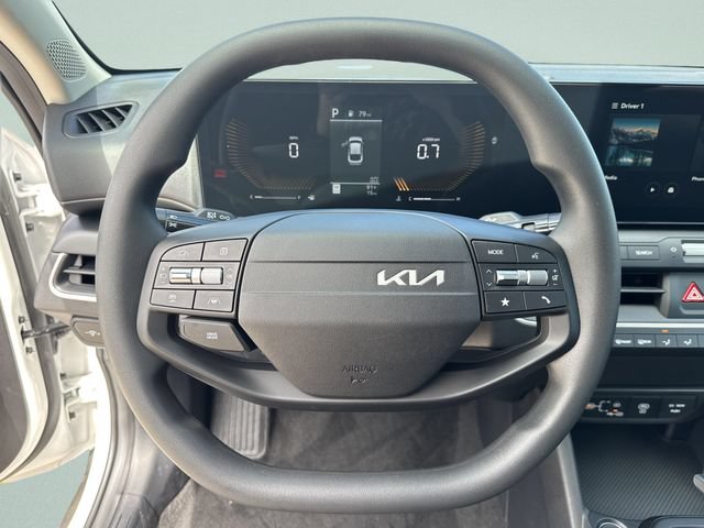 New 2026 Kia K4 FWD image 33