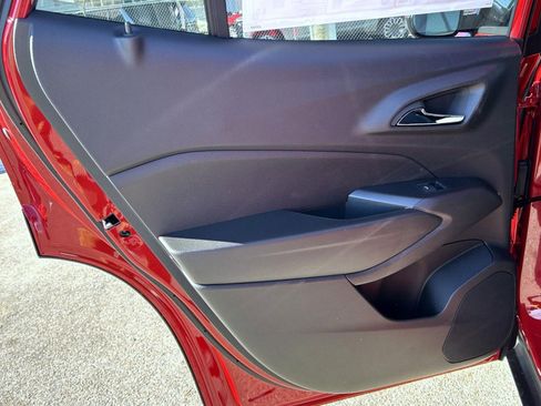 New 2026 Chevrolet Trax LT w/ Driver Confidence Package image 20