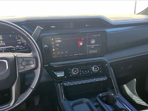 Used 2024 GMC Sierra 2500 AT4X w/ AT4X AEV Edition AWD/4WD image 15