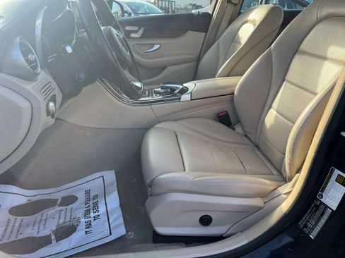 Used 2015 Mercedes-Benz C 300 4MATIC Sedan image 15