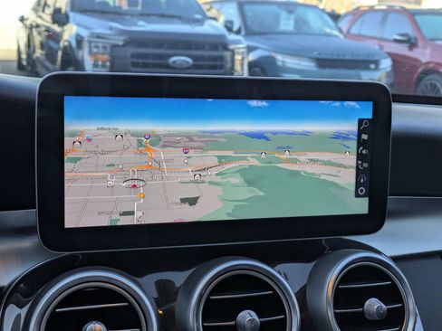 Used 2020 Mercedes-Benz C 300 4MATIC Sedan image 21