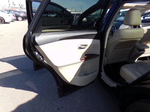 Used 2015 Toyota Venza Limited image 22