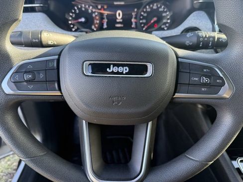 Certified 2024 Jeep Compass Sport image 16