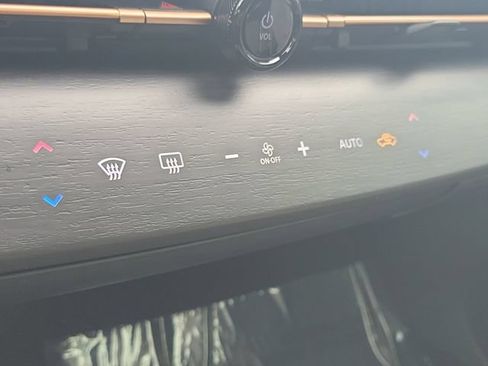 Certified 2024 Nissan Ariya FWD image 27