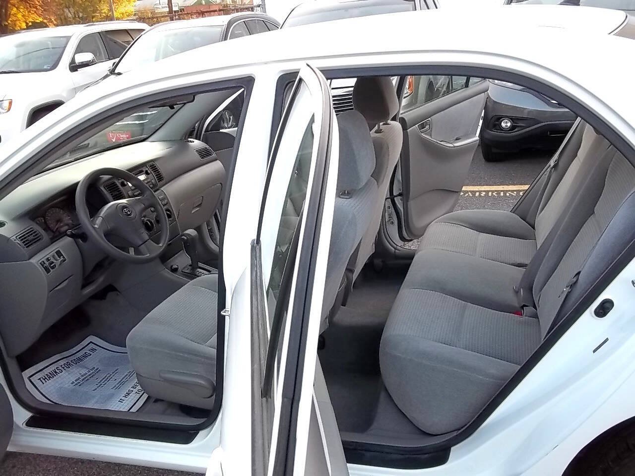 Used 2006 Toyota Corolla CE FWD image 4
