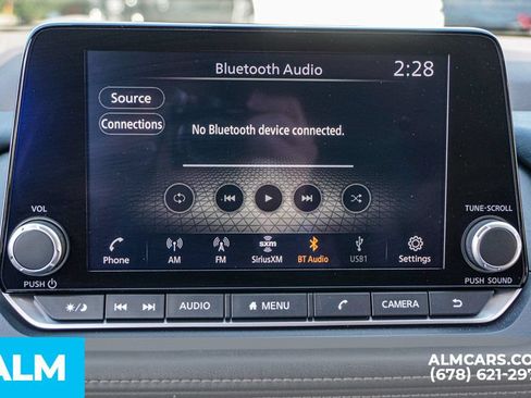 Used 2022 Nissan Rogue SV FWD image 36