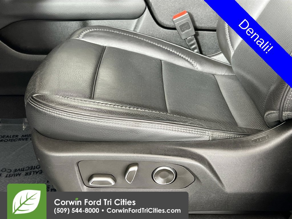 Used 2024 GMC Yukon XL Denali AWD/4WD image 24