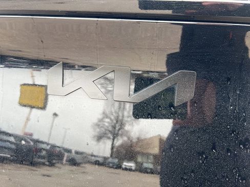 Certified 2025 Kia Sportage X-Line image 33