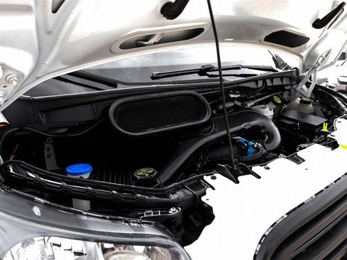 Used 2019 Ford Transit 250 130 Low Roof image 44