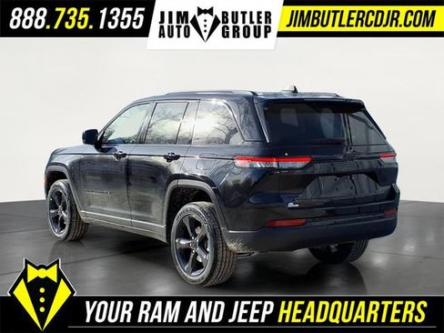 New 2025 Jeep Grand Cherokee Altitude AWD/4WD image 3