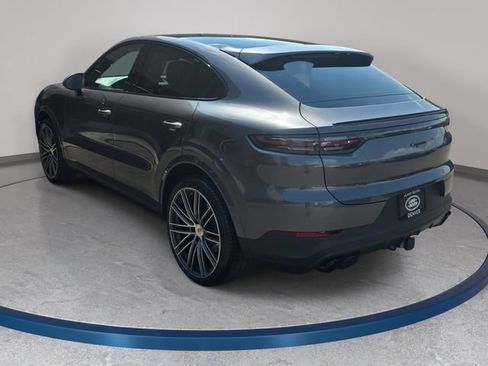 Used 2023 Porsche Cayenne Coupe AWD/4WD image 8