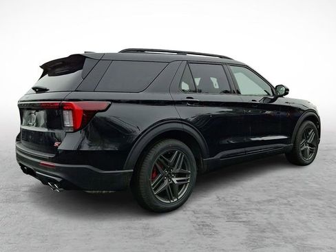 New 2026 Ford Explorer ST w/ Sun And Sound Package image 4