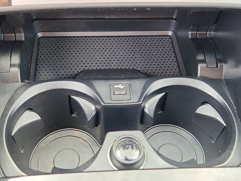 Used 2022 BMW 230i Coupe image 31