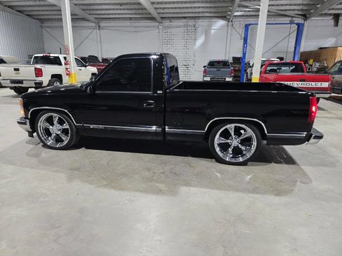 Used 1990 Chevrolet Silverado 1500 2WD Regular Cab image 6