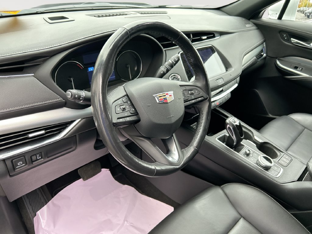 Used 2019 Cadillac XT4 Premium Luxury AWD/4WD image 13