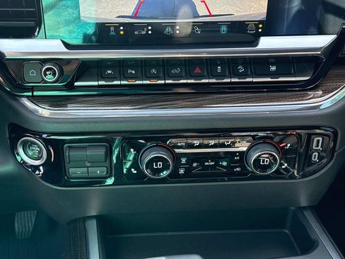 Certified 2023 Chevrolet Silverado 1500 LT Trail Boss w/ LT Trail Boss Premium Package AWD/4WD image 25