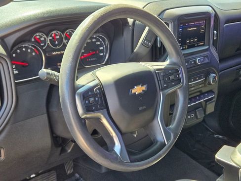 Used 2022 Chevrolet Silverado 1500 Custom w/ Safety Confidence Package RWD image 16