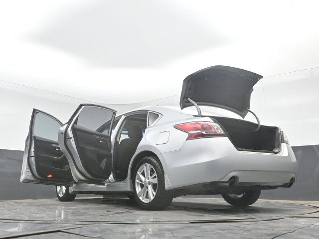 Used 2014 Nissan Altima 2.5 SV w/ Convenience Package FWD image 53
