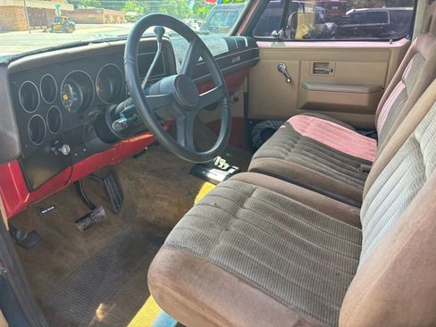 Used 1986 GMC Jimmy 4WD image 9