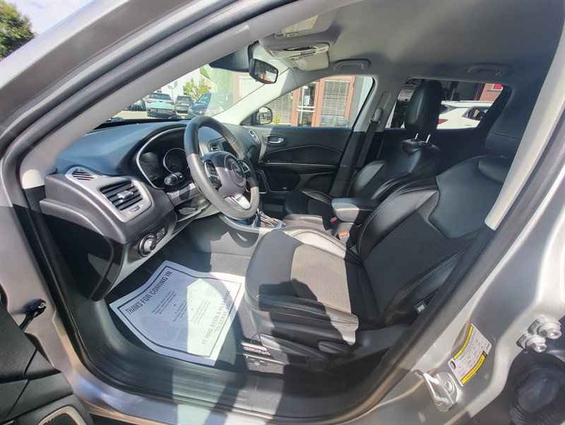 Used 2021 Jeep Compass Latitude AWD/4WD image 7