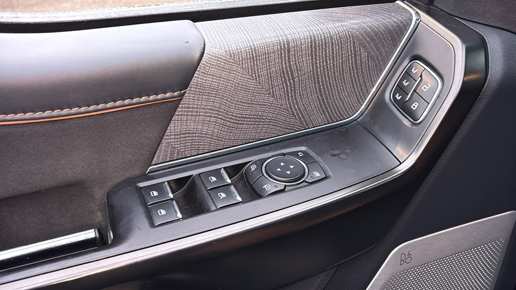 Used 2023 Ford F150 Platinum AWD/4WD image 10