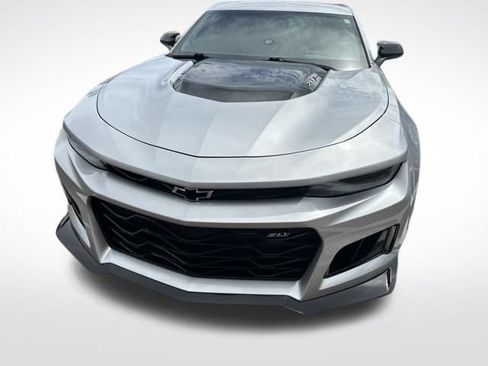 Used 2018 Chevrolet Camaro ZL1 RWD image 8