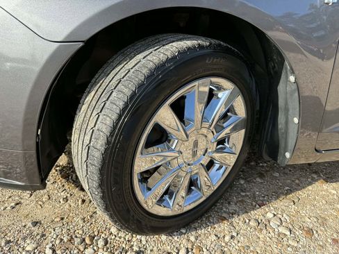 Used 2012 Lincoln MKZ image 26