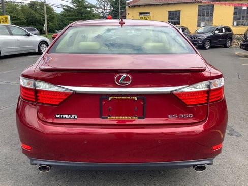 Used 2014 Lexus ES 350 w/ Luxury Package FWD image 6