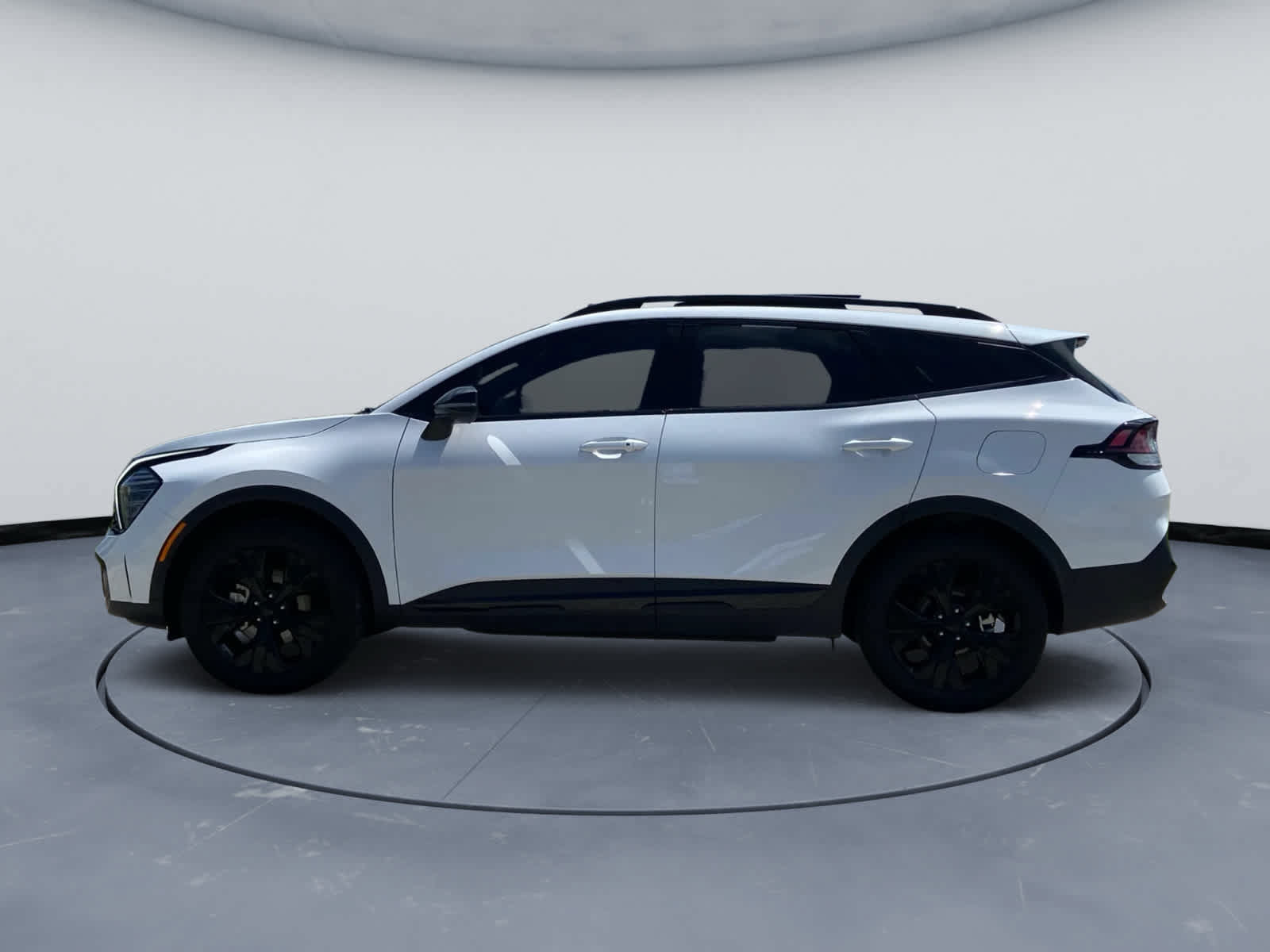 Used 2025 Kia Sportage X-Line w/ Premium Package AWD/4WD image 3