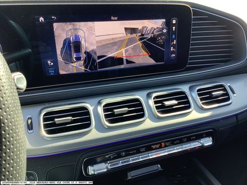 Used 2024 Mercedes-Benz GLE 63 AMG S image 10