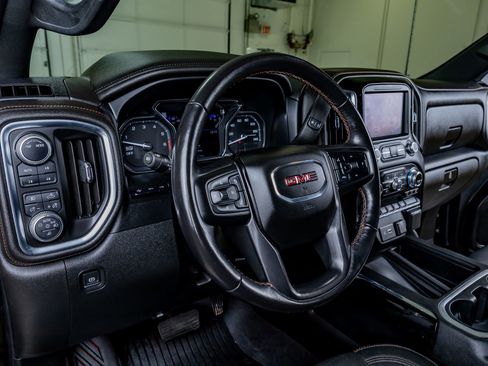 Used 2020 GMC Sierra 1500 AT4 w/ AT4 Premium Package AWD/4WD image 16